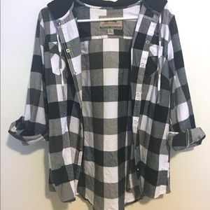 Legendary Whitetails Hooded Flannel